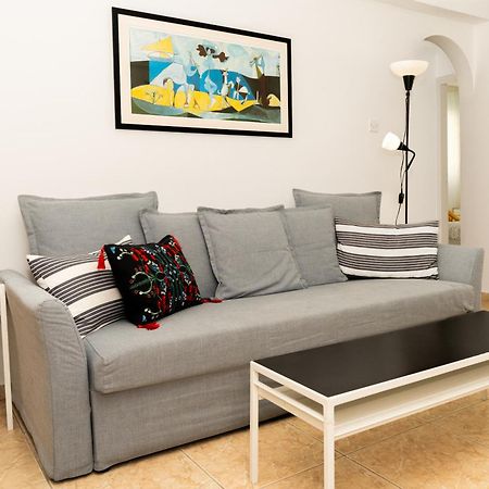 Olivia Mackenzie 2 Bedroom Flat With Pool Lárnaca Exterior foto
